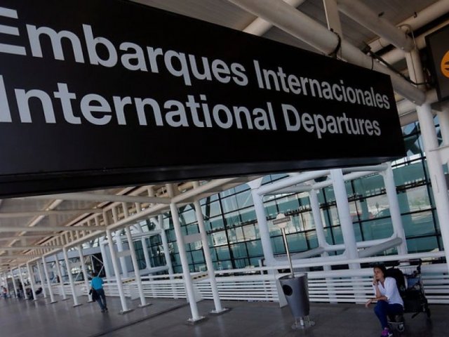 DIA 15 - Aeropuerto en Punta Arenas