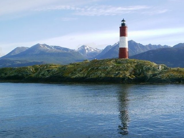 Día 3:  Ushuaia – Crucero Australis