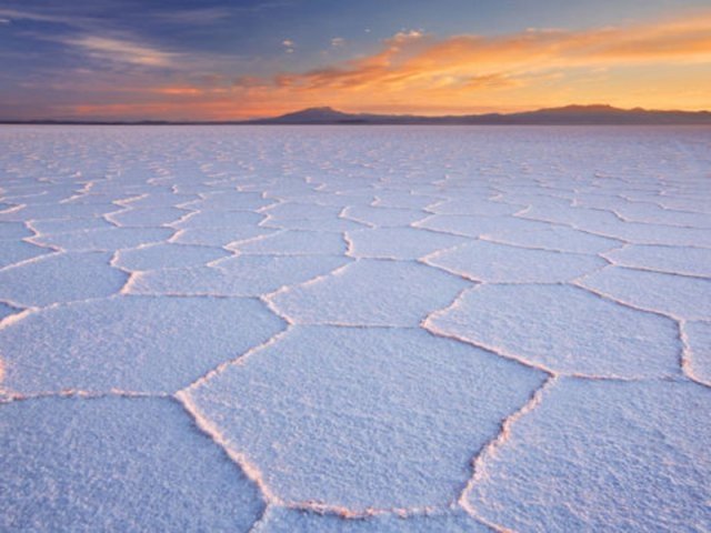 Salar de Uyuni, el más grande y alto del mundo