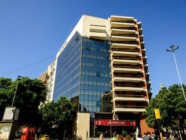 hotel-img