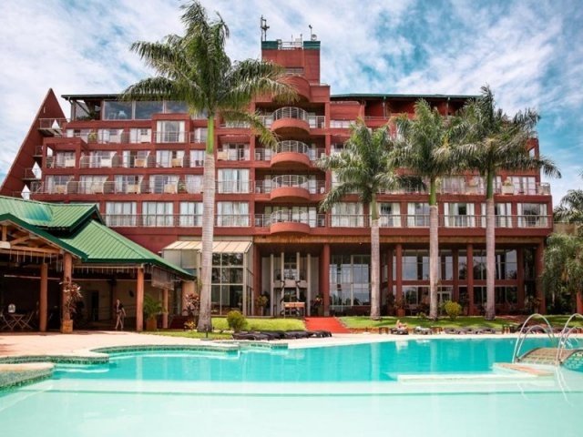 hotel-img