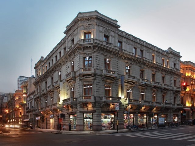 hotel-img