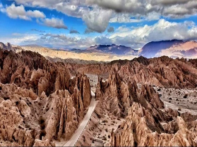 Vuelta a los Valles Calchaquíes